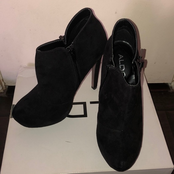 AlDO Black Ankle Booties Heels - Picture 6 of 8